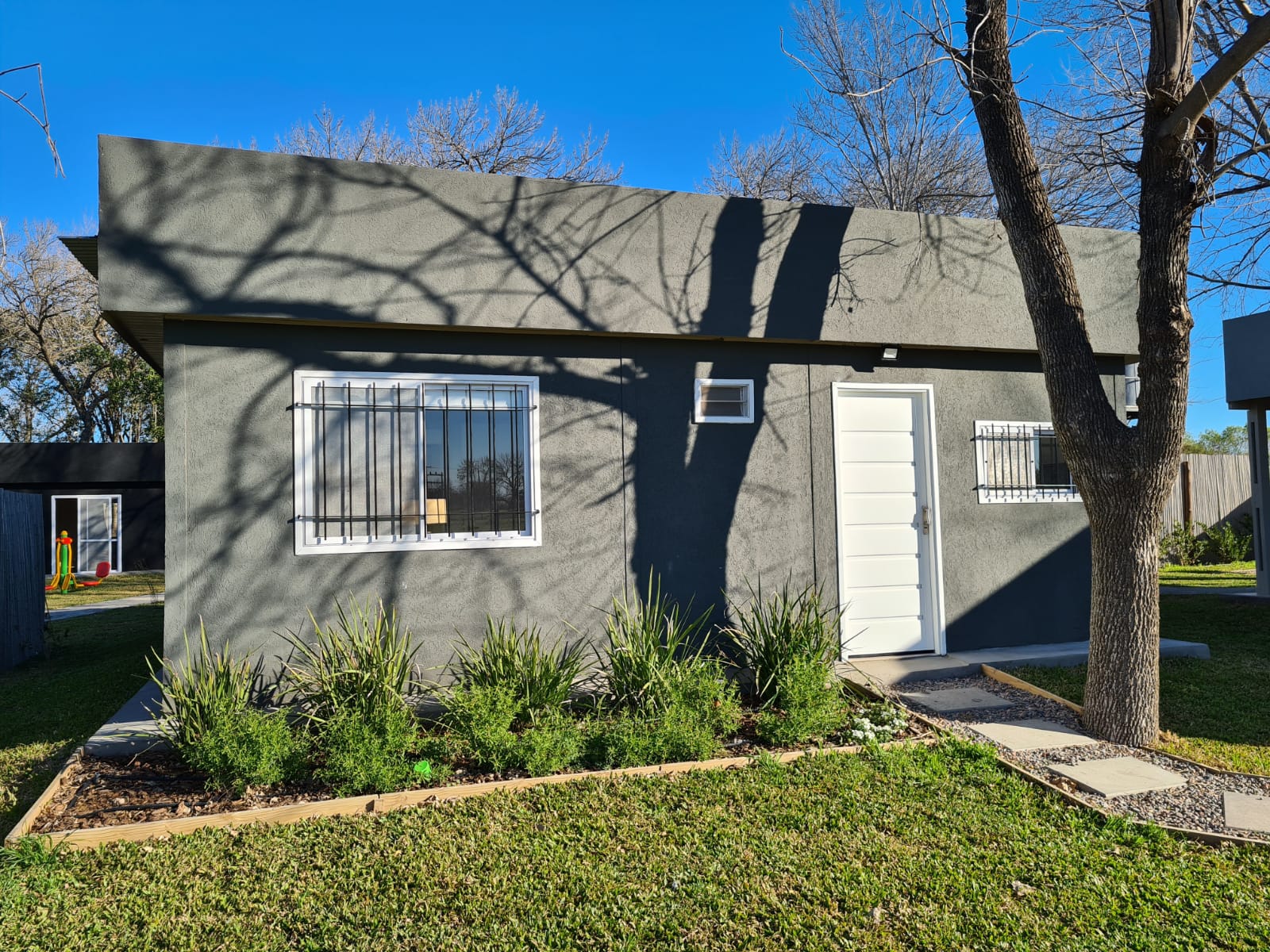 Casa Tilo – galería con jardín